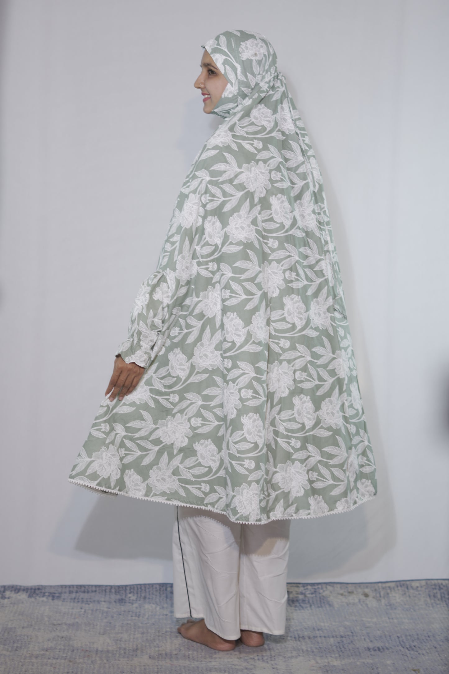 Mint Floral Knee Length Cotton Namaz Makhna
