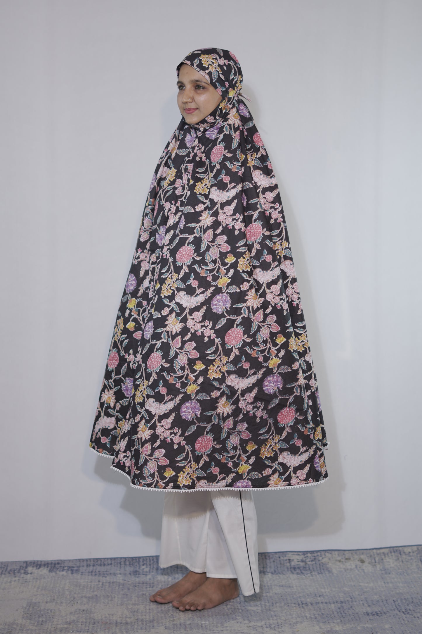 Black Floral Knee Length Cotton Namaz Makhna